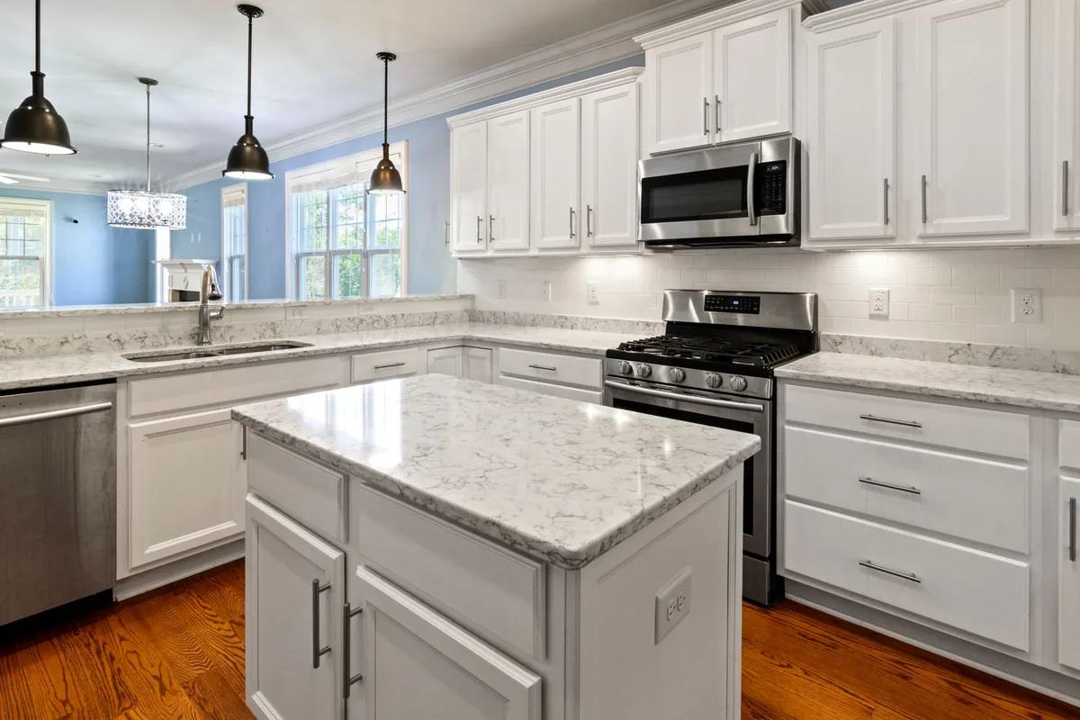 Filth & Squalor Cleanup in Old Bethpage, NY